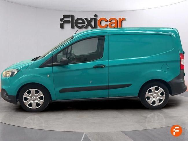 Usado Ford Tourneo Courier Ambiente 76 CV (55 kW) 2019 Verde Monovolumen