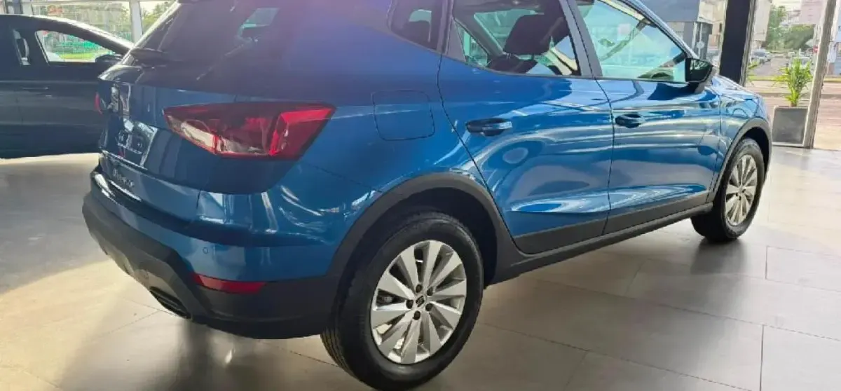 Nuevo Seat Arona Style 116 CV (85 kW) 2026 Azul saphire SUV