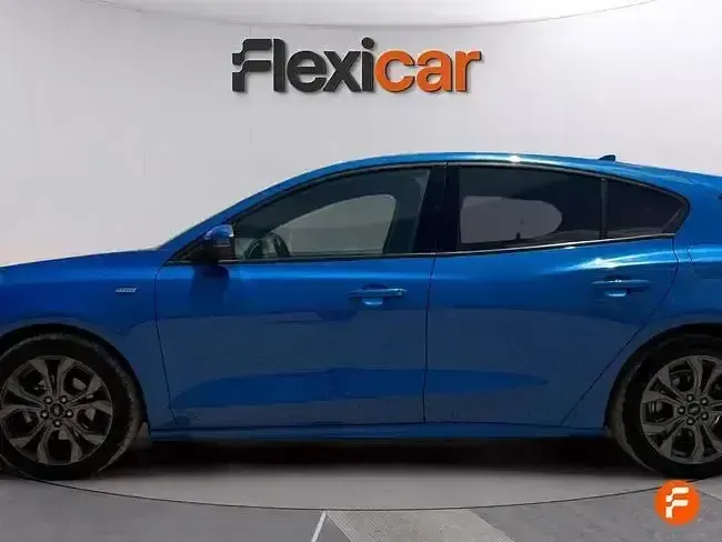 Usado Ford Focus ST-Line 125 CV (91 kW) 2023 Azul Berlina