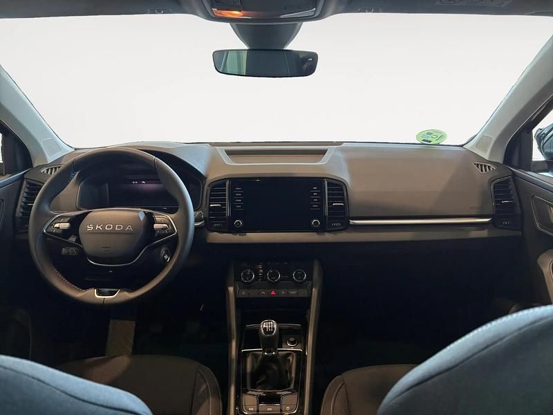 Nuevo Skoda Karoq Selection 150 CV (110 kW) 2025 Negro SUV