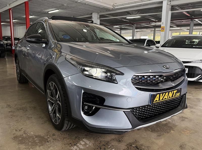 Usado Kia XCeed 141 CV (103 kW) 2021 Gris SUV