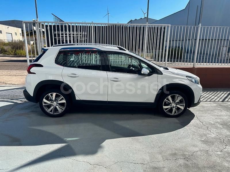 Blanco Usado 2019 Peugeot 2008 GT-line SUV | 13.875 € (Precio justo) - Imagen 1/4