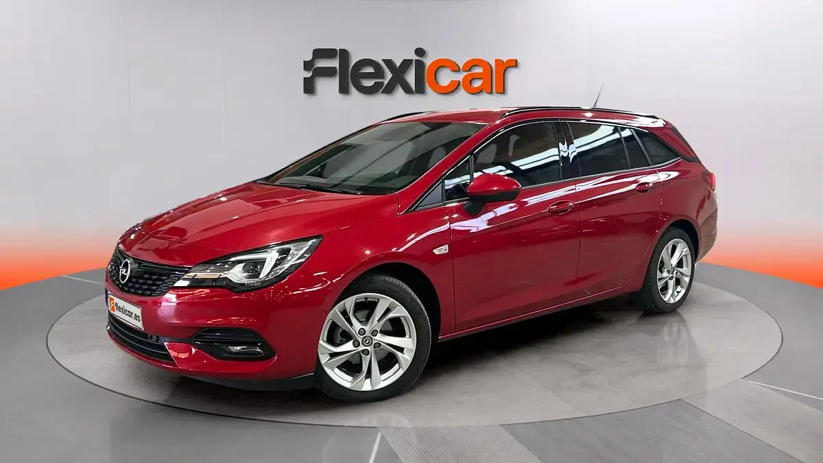 Usado Opel Astra GS Line 130 CV (95 kW) 2020 Rojo Familiar