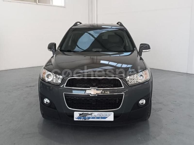 Usado Chevrolet Captiva LT 163 CV (119 kW) 2011 Gris / plata SUV