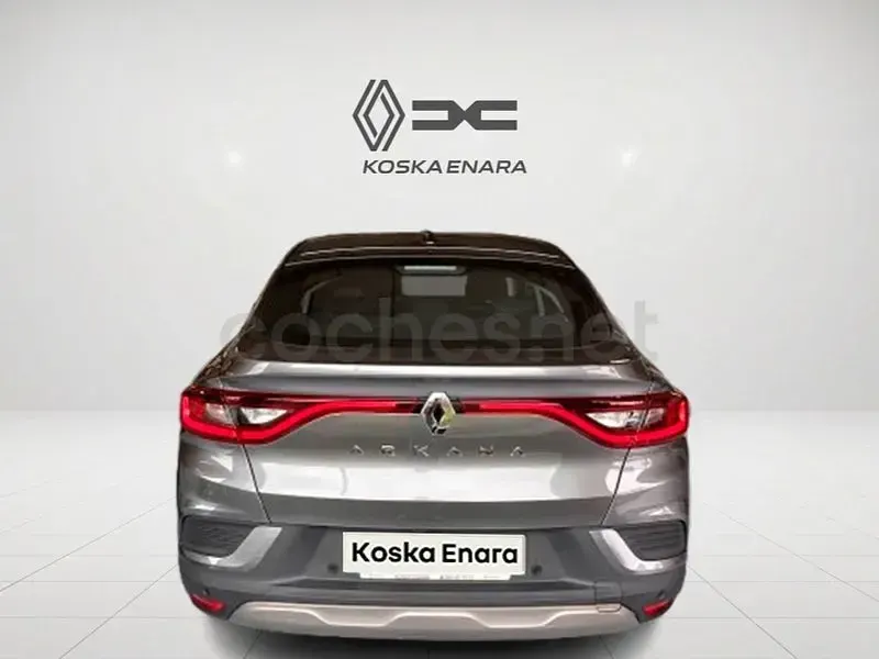 Usado Renault Arkana Intens 140 CV (102 kW) 2021 Gris / plata SUV