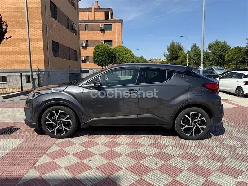 Usado Toyota C-HR Advance 122 CV (89 kW) 2018 Negro SUV