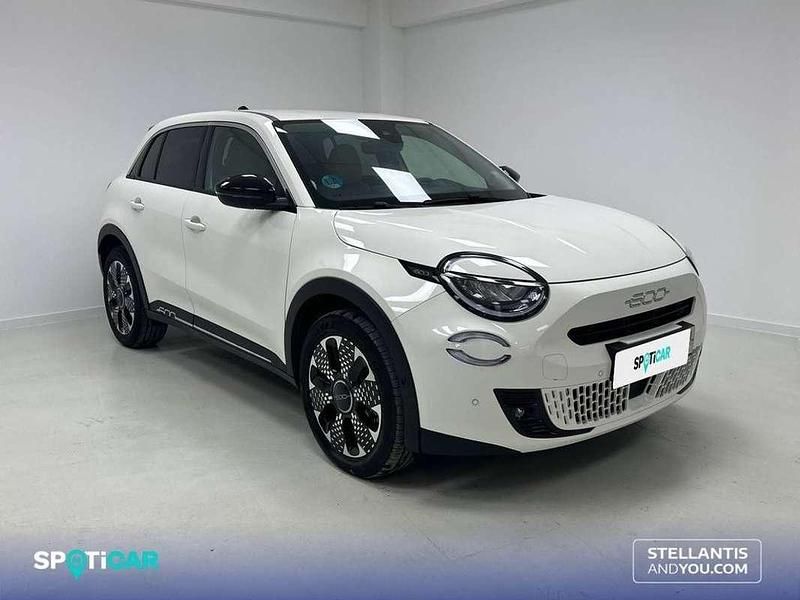 Usado Fiat 600 La Prima 101 CV (74 kW) 2024 Blanco SUV