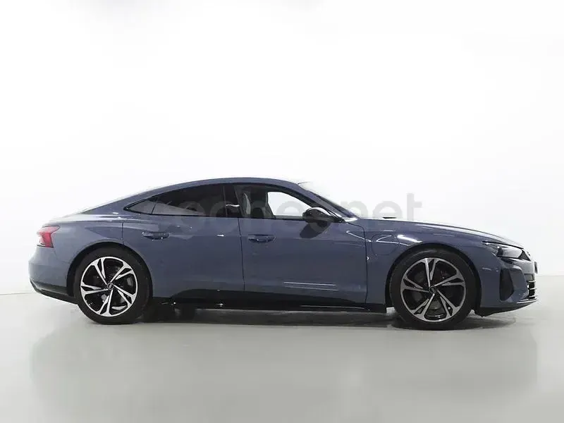 Usado Audi e-tron GT quattro 430 kW (585 CV) 2022 Eléctrico Berlina