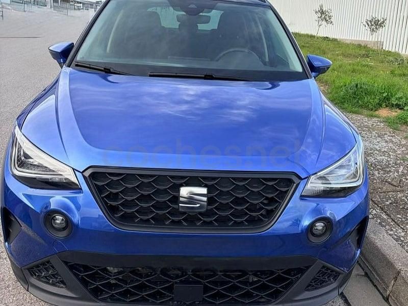 Usado Seat Arona Xperience 115 CV (84 kW) 2025 Azul SUV