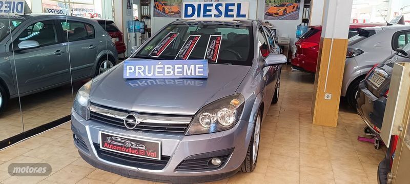 Gris Usado 2007 Opel Astra Sport Berlina | 3190 € (Precio justo) - Imagen 1/4