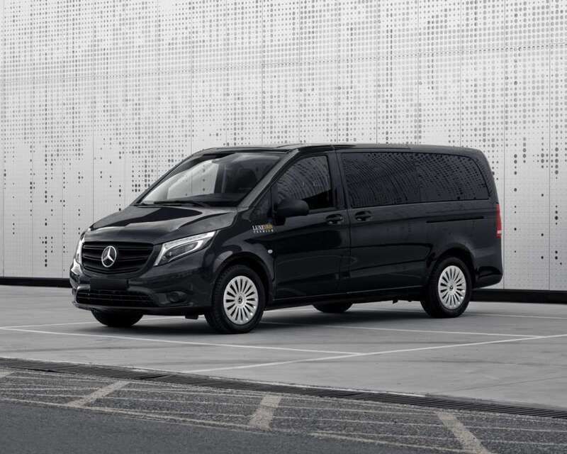 Usado Mercedes Vito 163 CV (119 kW) 2021 Negro Van