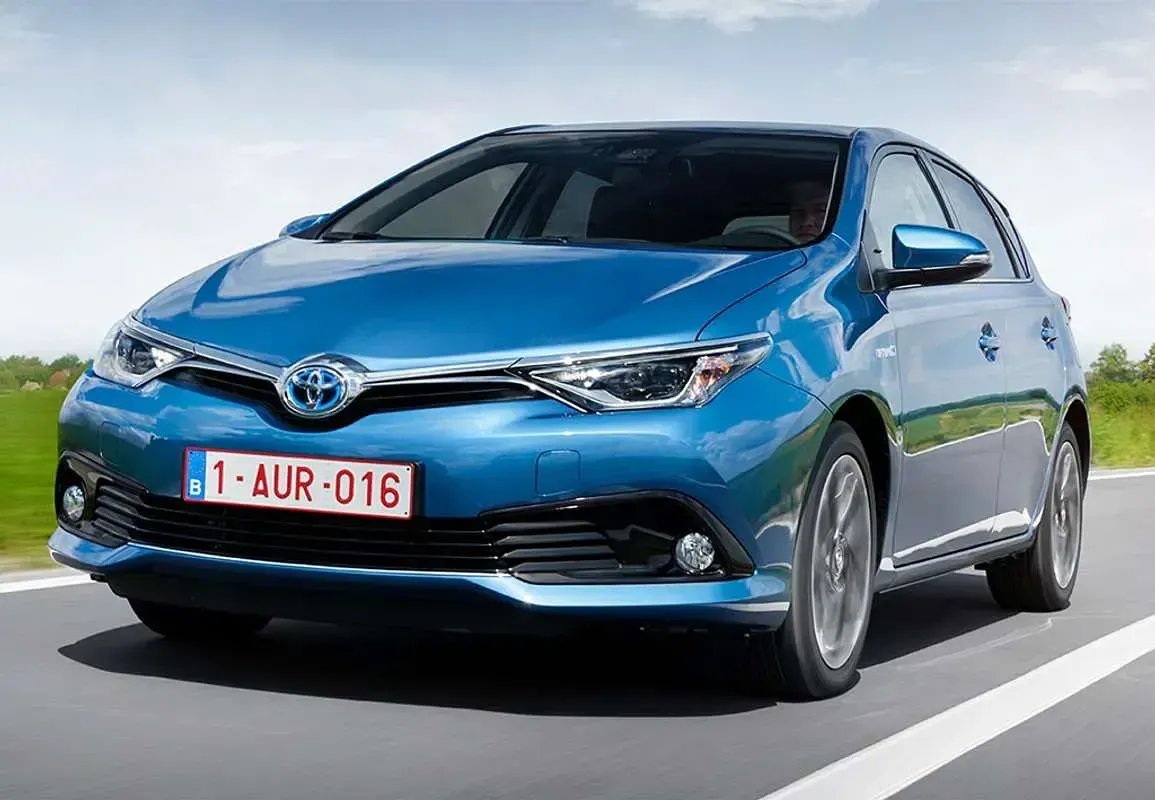 Usado Toyota Auris Business Edition 116 CV (85 kW) 2018 Blanco Utilitario