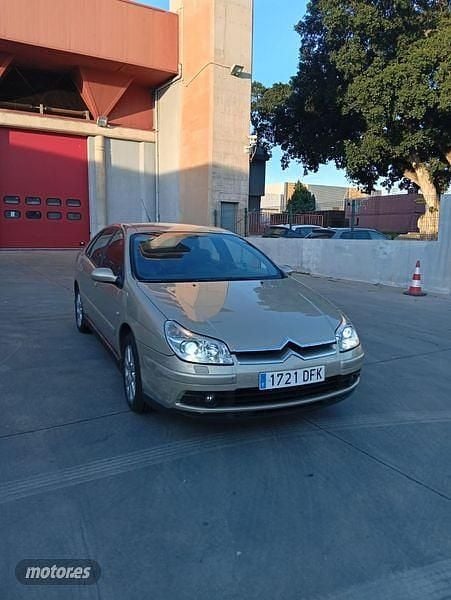 Usado Citroën C5 Exclusive 127 CV (93 kW) 2006 Beige Berlina