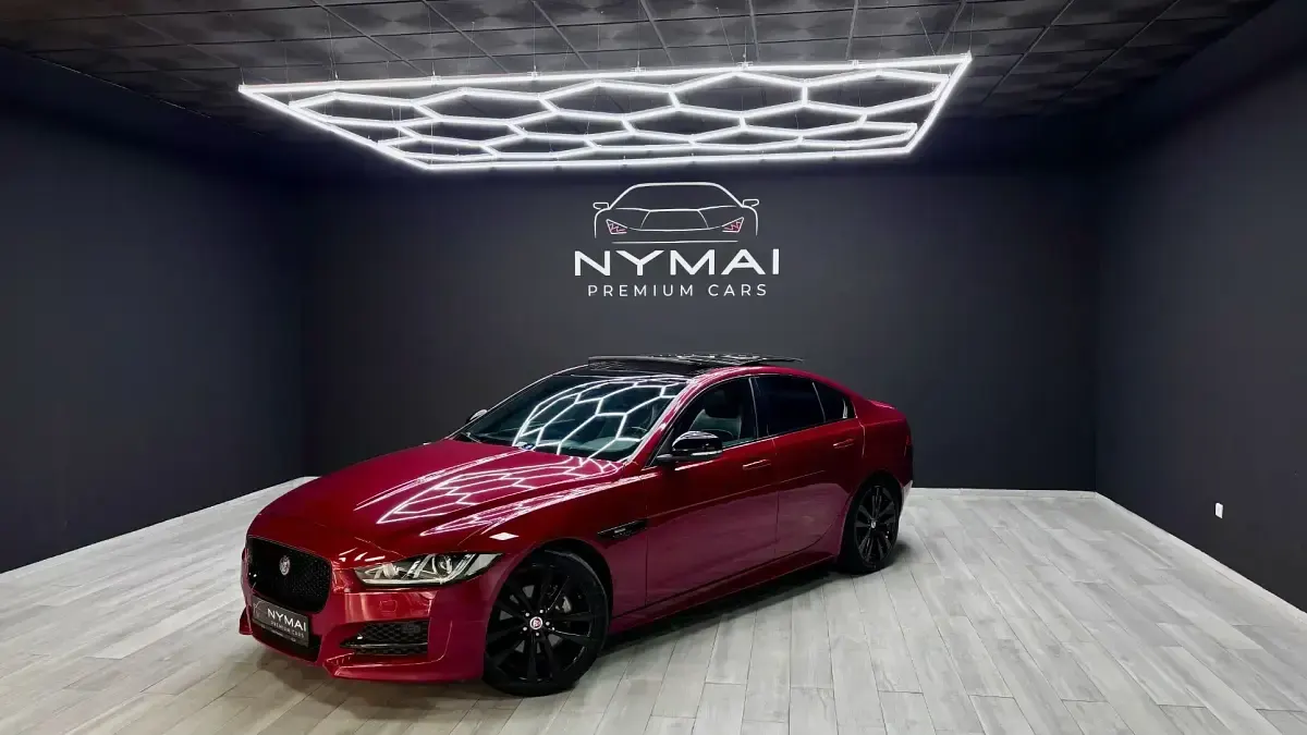Usado Jaguar XE R-Sport 180 CV (132 kW) 2016 Burdeos Berlina
