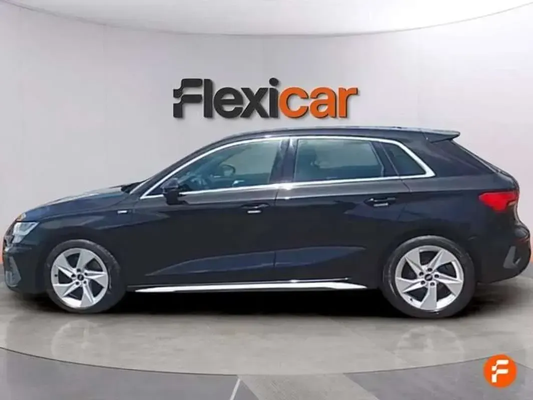 Usado Audi A3 Sportback 116 CV (85 kW) 2021 Negro Utilitario