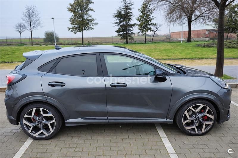Usado Ford Puma ST 200 CV (147 kW) 2022 Negro SUV