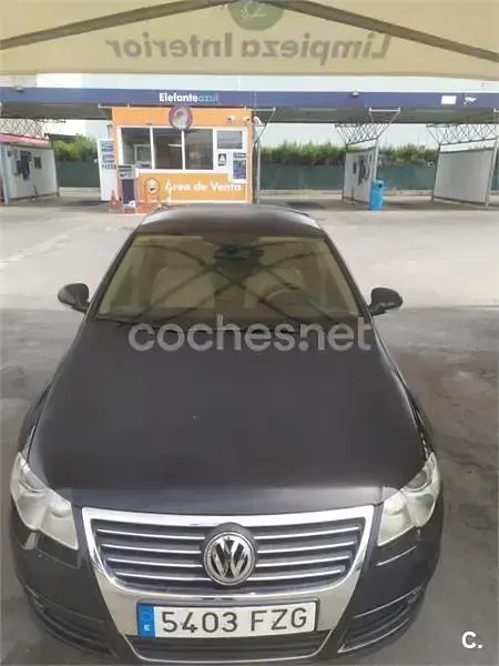 Usado VW Passat Highline 140 CV (102 kW) 2008 Azul Berlina