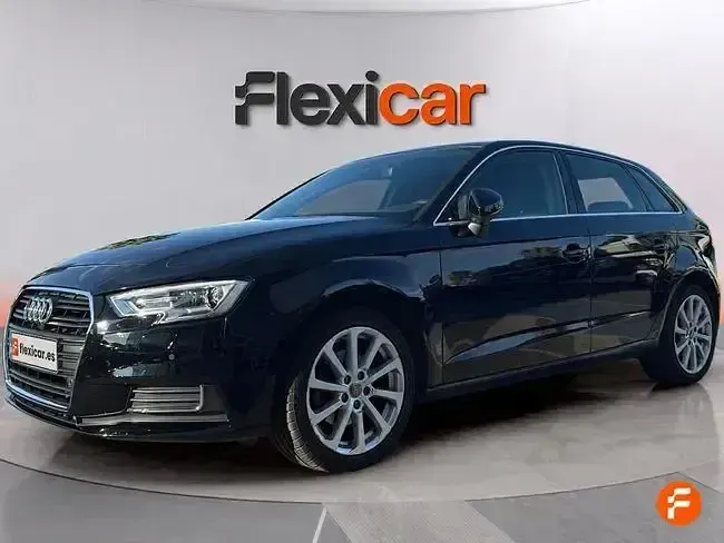 Usado Audi A3 110 CV (80 kW) 2017 Negro Berlina