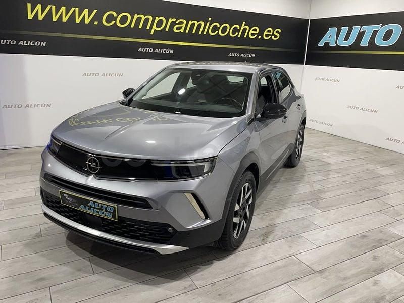 Usado Opel Mokka 110 CV (80 kW) 2023 Gris / plata SUV
