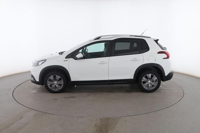 Usado Peugeot 2008 Signature Sky 102 CV (75 kW) 2019 Blanco SUV