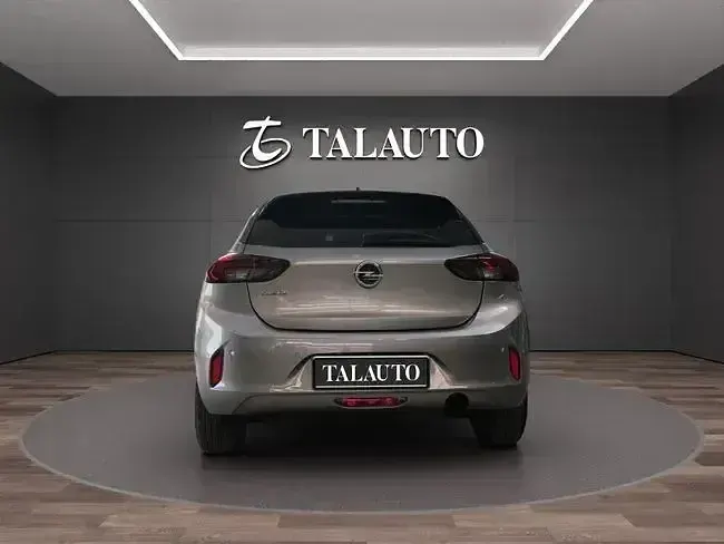 Usado Opel Corsa Elegance 100 CV (73 kW) 2021 Gris / plata Berlina