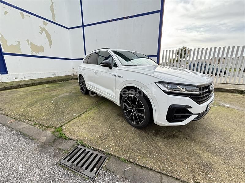 Blanco Usado 2020 VW Touareg R-line SUV | 37.990 € (Precio justo) - Imagen 1/4