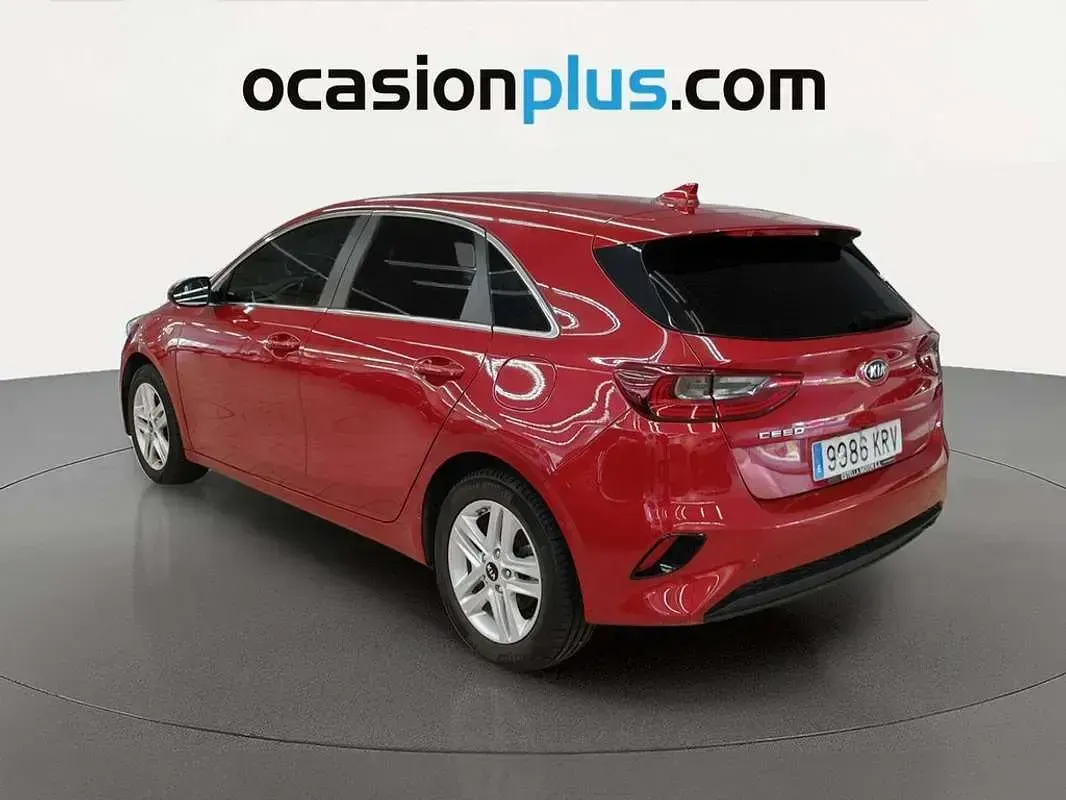Usado Kia Ceed 116 CV (85 kW) 2018 Azul Utilitario