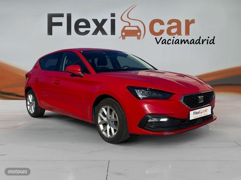 Rojo Usado 2021 Seat Leon Style Berlina | 19.490 € (Un poco caro) - Imagen 1/4