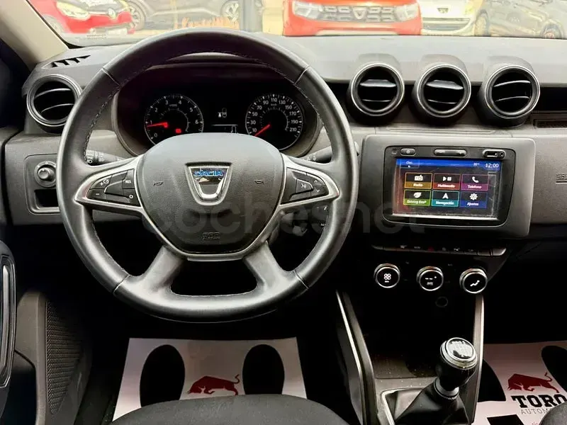 Usado Dacia Duster Prestige 130 CV (95 kW) 2018 Gris / plata SUV