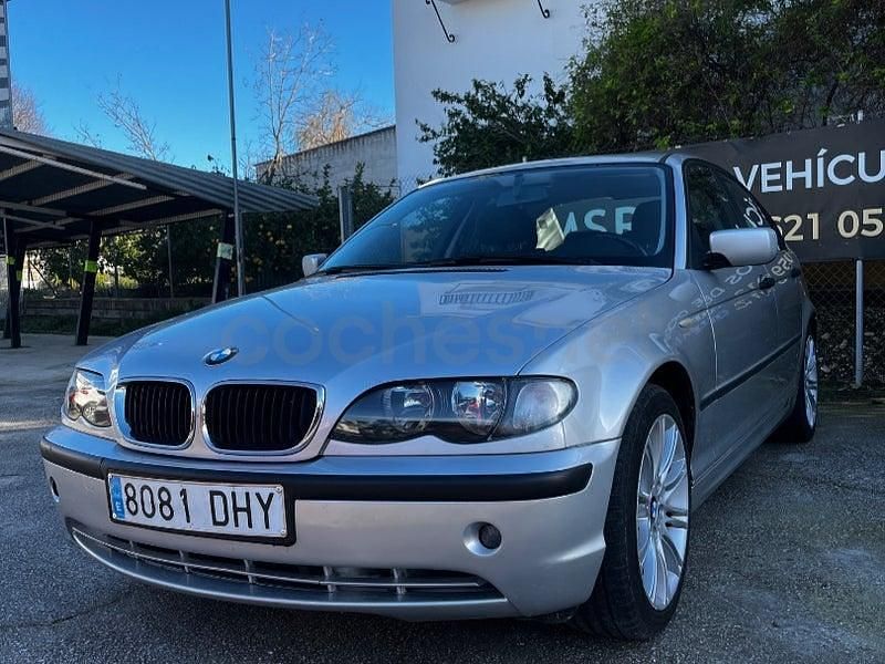 Usado BMW 318 Comfort Edition 115 CV (84 kW) 2004 Gris / plata Berlina