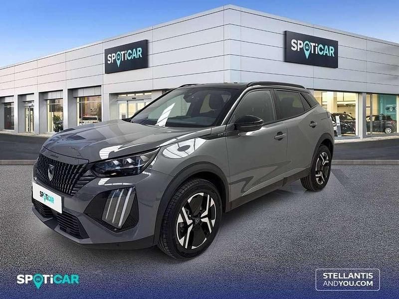 Usado Peugeot 2008 GT 131 CV (96 kW) 2023 Gris SUV