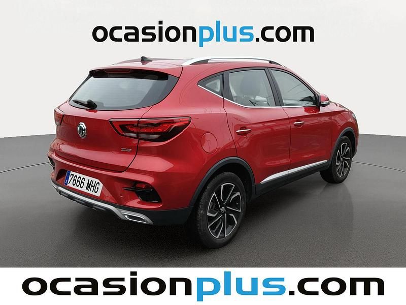 Usado MG ZS Luxury 111 CV (81 kW) 2023 Blanco SUV