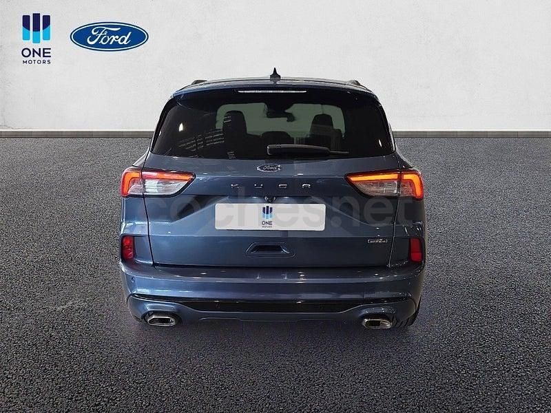 Usado Ford Kuga ST-Line X 225 CV (165 kW) 2022 Azul SUV