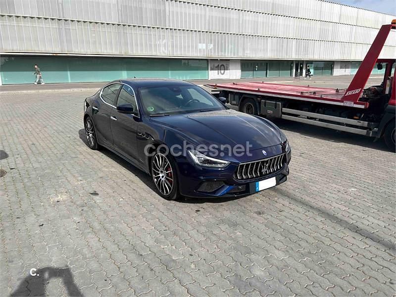 Usado Maserati Ghibli 275 CV (202 kW) 2018 Azul Coupe