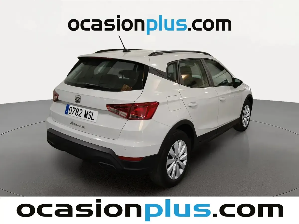 Usado Seat Arona Style 115 CV (84 kW) 2024 Blanco SUV