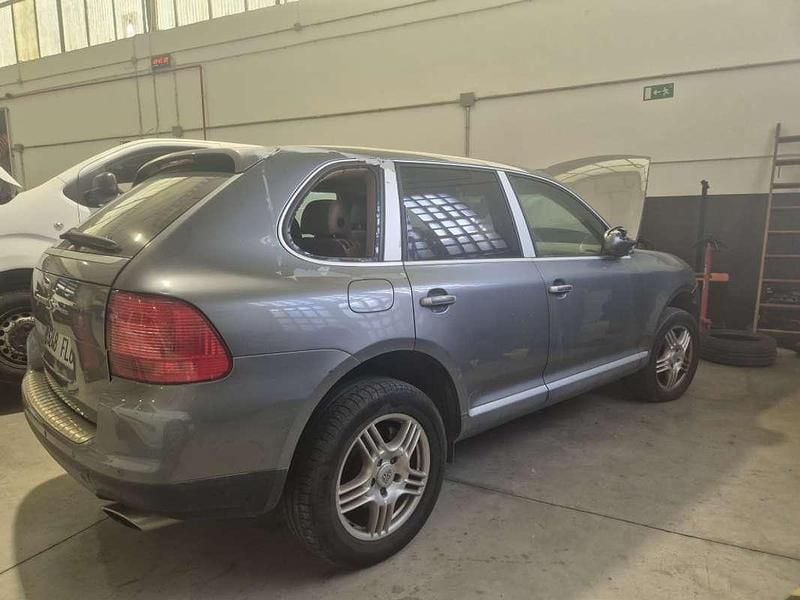 Usado Porsche Cayenne 340 CV (250 kW) 2007 Gris SUV