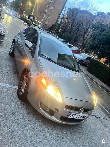 Usado Fiat Bravo Active 120 CV (88 kW) 2007 Beige Utilitario