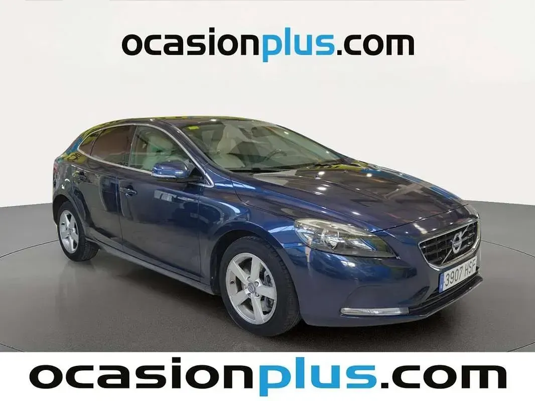 Usado Volvo V40 Momentum 150 CV (110 kW) 2013 Blanco Utilitario