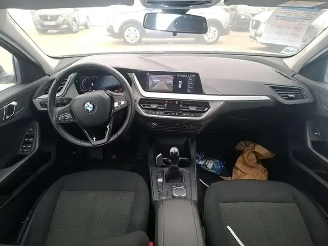 Käytetty BMW 116 109 HP (80 kW) 2023 Musta Viistoperä