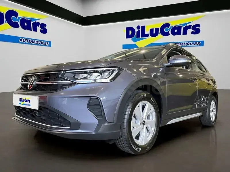 Usado VW Taigo Life 95 CV (69 kW) 2022 Gris / plata SUV