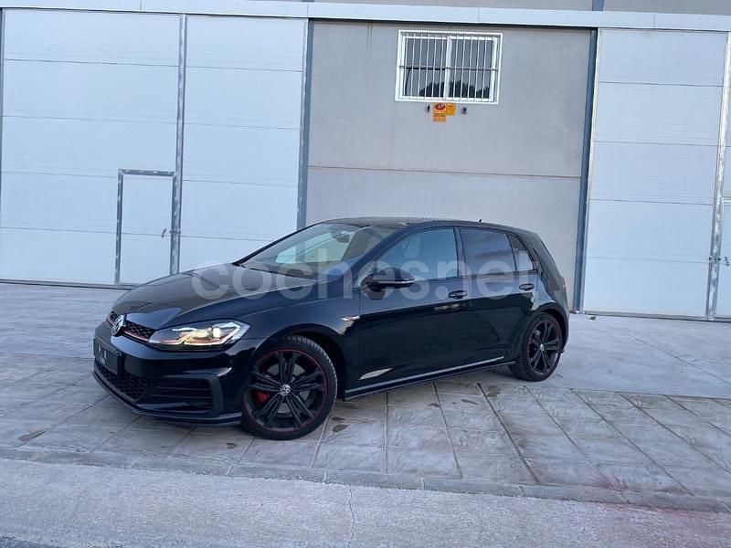 Usado VW Golf VII GTI 230 CV (169 kW) 2018 Negro Berlina