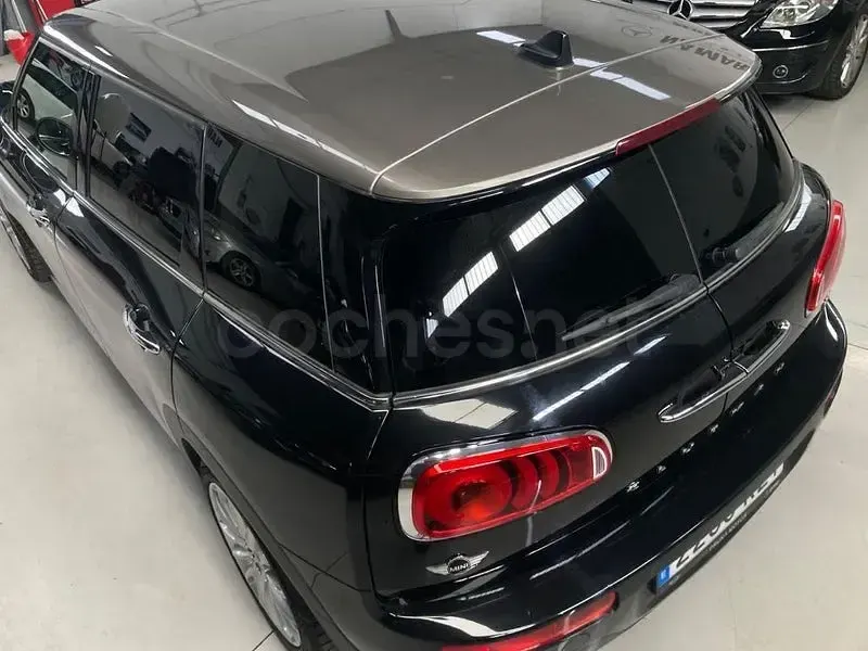 Usado Mini Cooper D Clubman 150 CV (110 kW) 2019 Negro Familiar