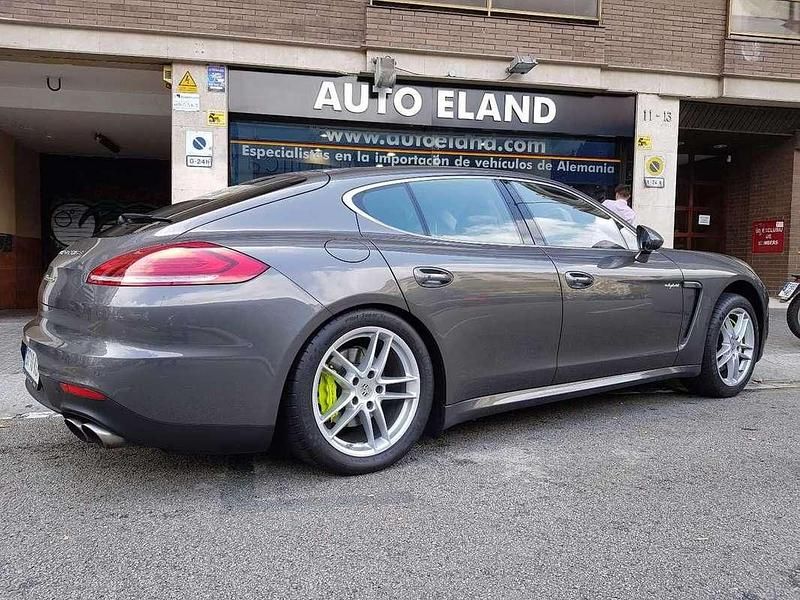 Gris Usado 2015 Porsche Panamera S E-Hybrid Berlina | 68.900 € - Imagen 1/4
