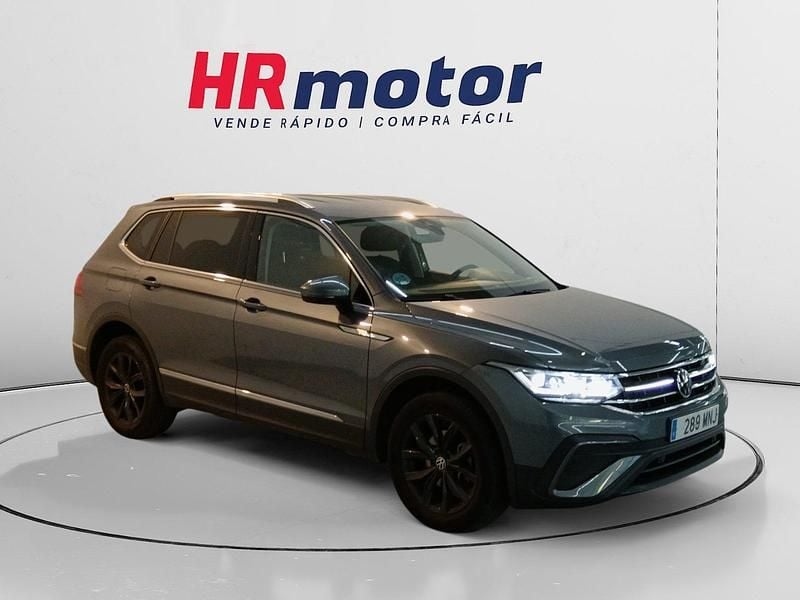 Usado VW Tiguan Allspace Life 150 CV (110 kW) 2024 Gris SUV