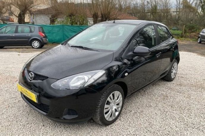 Negro Usado 2008 Mazda 2 Active Plus Utilitario | 5990 € (Precio justo) - Imagen 1/4