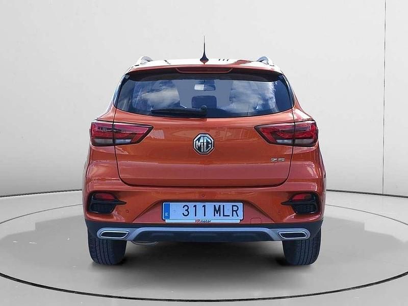 Usado MG ZS Comfort 107 CV (78 kW) 2023 Naranja SUV