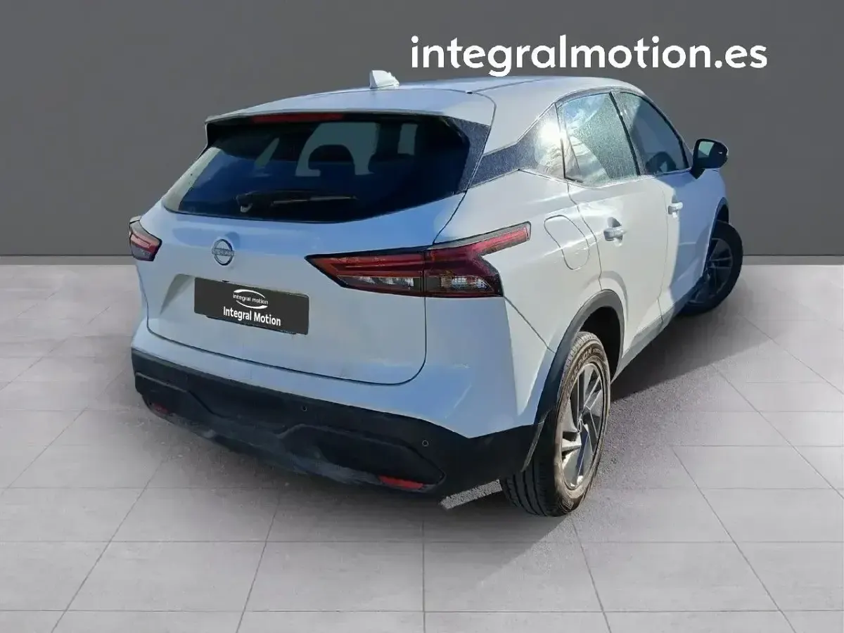 Usado Nissan Qashqai Acenta 140 CV (102 kW) 2023 Blanco SUV
