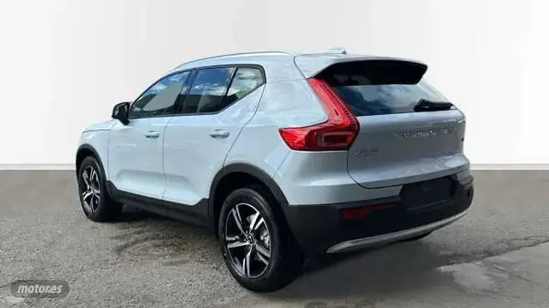 Nuevo Volvo XC40 Core 2026 Azul SUV