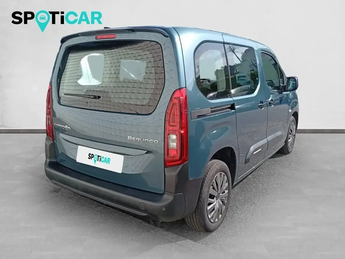 Usado Citroën Berlingo 102 CV (75 kW) 2025 Azul Monovolumen