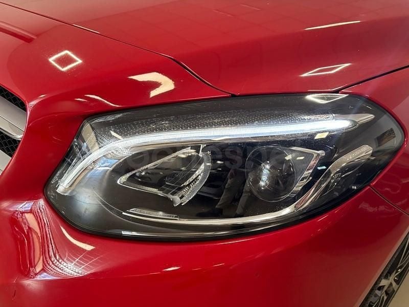 Usado Mercedes B200 136 CV (100 kW) 2017 Rojo Monovolumen